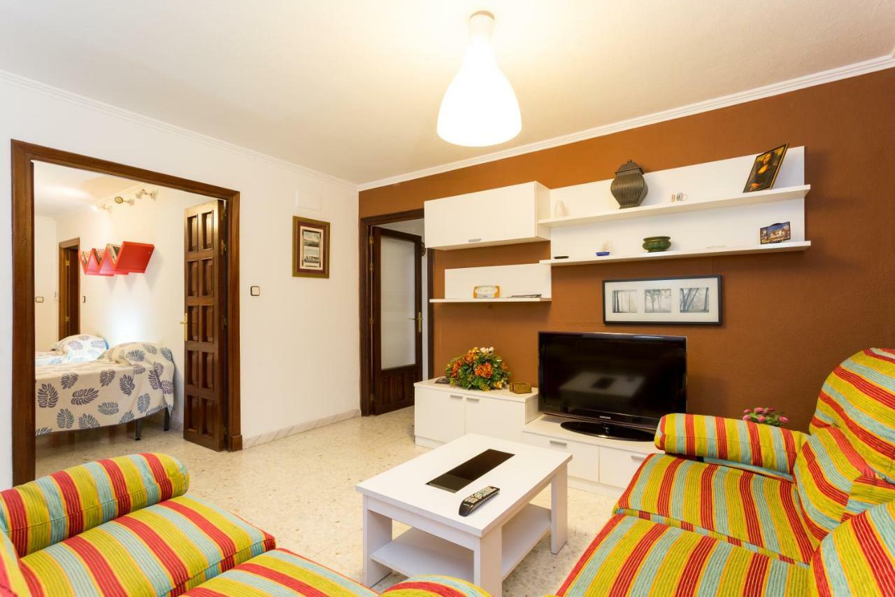 Holi-Rent Albareda Appartement Sevilla Buitenkant foto