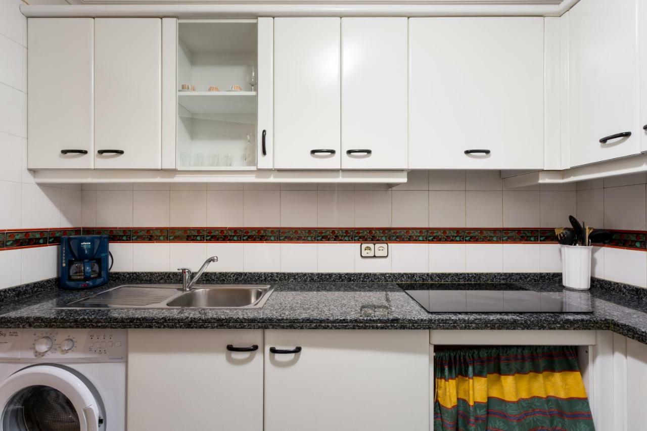 Holi-Rent Albareda Appartement Sevilla Buitenkant foto