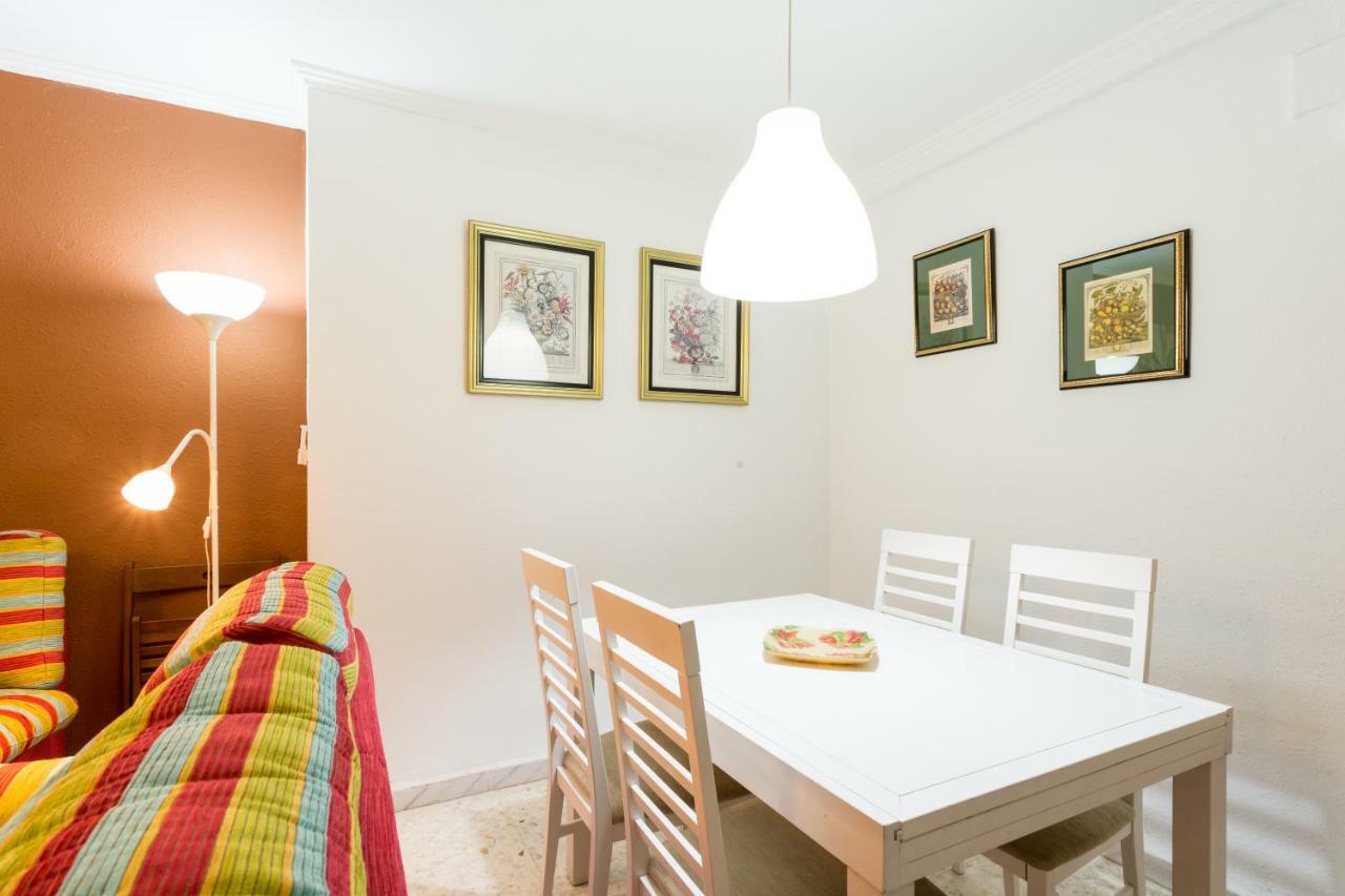 Holi-Rent Albareda Appartement Sevilla Buitenkant foto