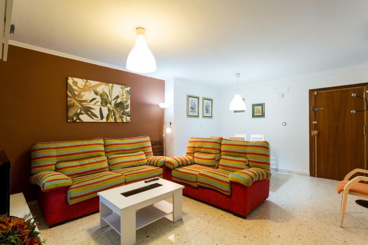 Holi-Rent Albareda Appartement Sevilla Buitenkant foto
