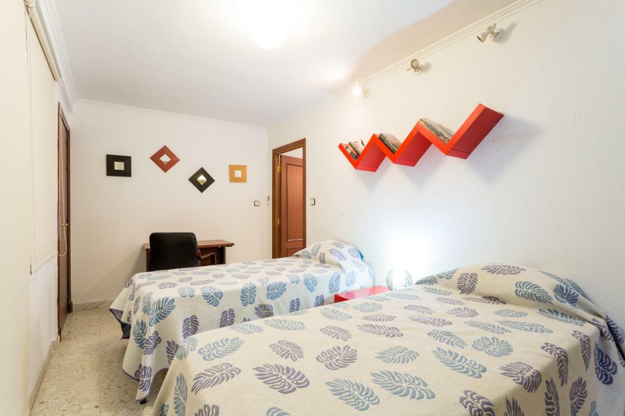 Holi-Rent Albareda Appartement Sevilla Buitenkant foto