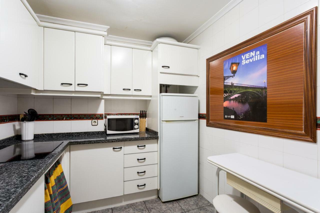 Holi-Rent Albareda Appartement Sevilla Buitenkant foto