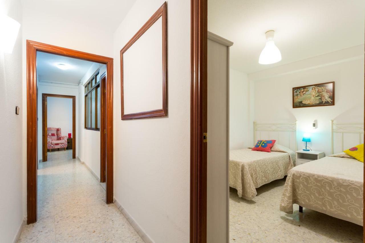 Holi-Rent Albareda Appartement Sevilla Buitenkant foto