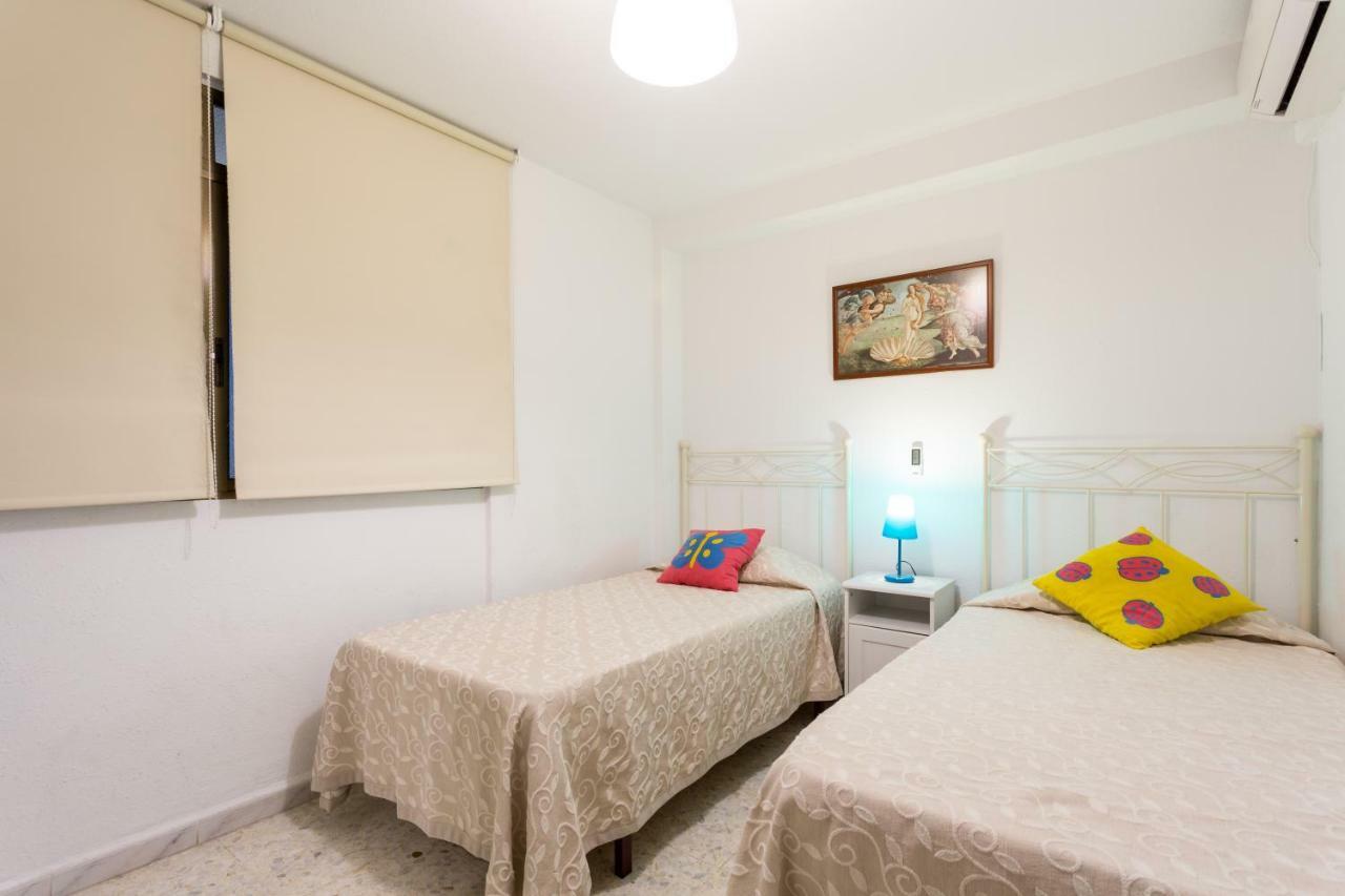 Holi-Rent Albareda Appartement Sevilla Buitenkant foto